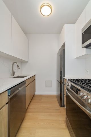 222 Riverside Drive PH1E, New York City, NY 10025