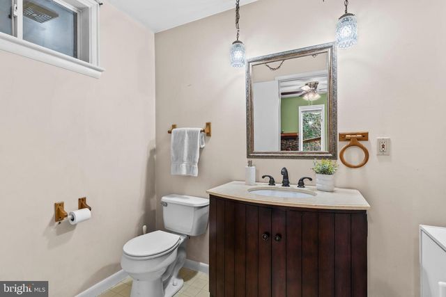 285 RED CLOUD RD, Lusby, MD 20657