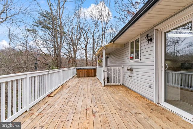 285 RED CLOUD RD, Lusby, MD 20657