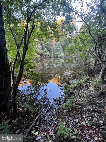 285 RED CLOUD RD, Lusby, MD 20657