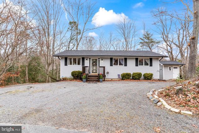 285 RED CLOUD RD, Lusby, MD 20657