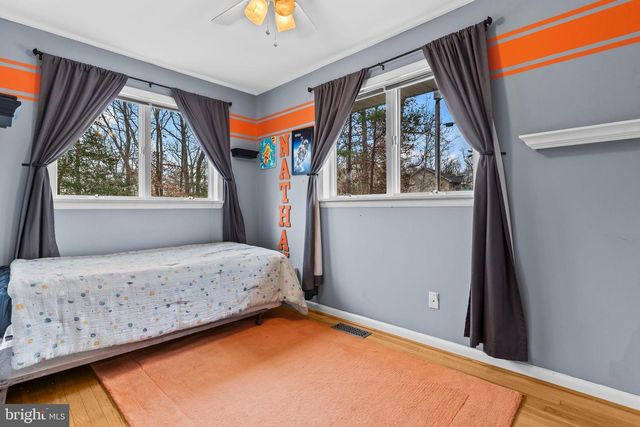 285 RED CLOUD RD, Lusby, MD 20657