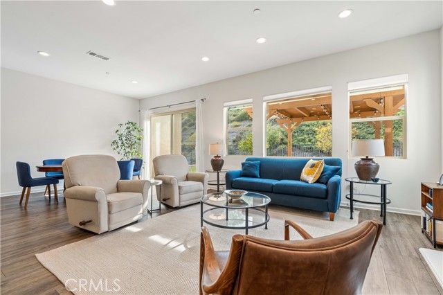 18696 Cedar Crest Drive, Canyon Country (santa Clarita), CA 91387