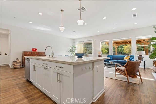 18696 Cedar Crest Drive, Canyon Country (santa Clarita), CA 91387