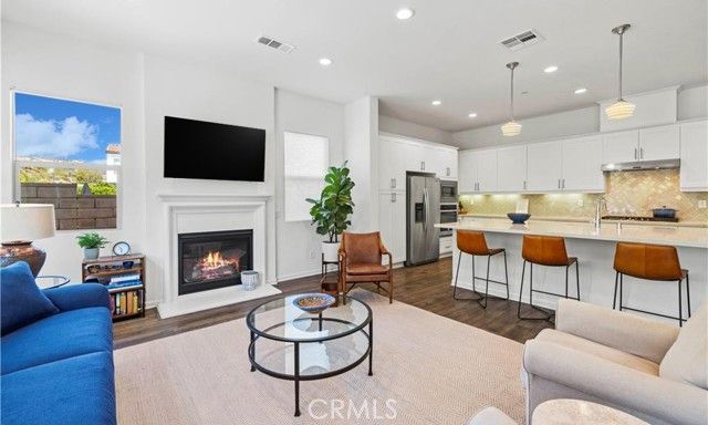 18696 Cedar Crest Drive, Canyon Country (santa Clarita), CA 91387