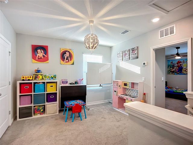 3231 HILLTOP CIRCLE, Bradenton, FL 34211