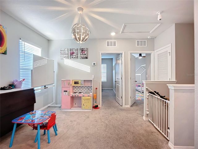 3231 HILLTOP CIRCLE, Bradenton, FL 34211