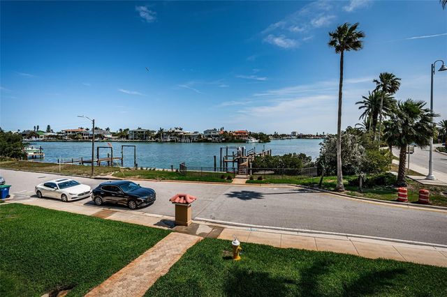 3500 E MARITANA DRIVE 3, St Pete Beach, FL 33706