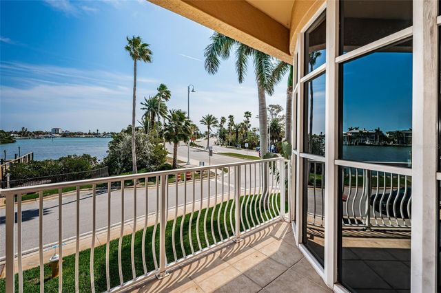 3500 E MARITANA DRIVE 3, St Pete Beach, FL 33706