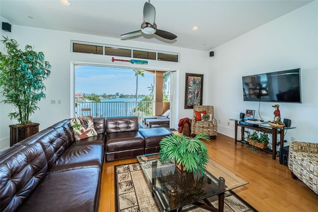 3500 E MARITANA DRIVE 3, St Pete Beach, FL 33706