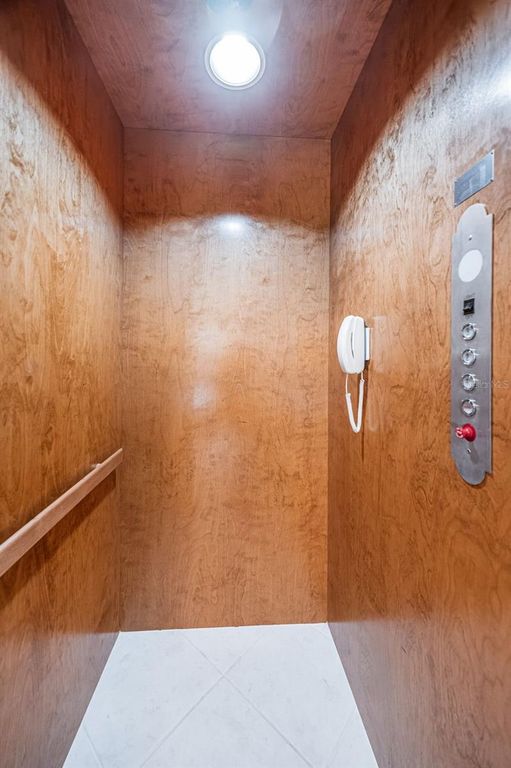 Image 9 of property listing at 3500 E MARITANA DRIVE 3, St Pete Beach, FL 33706