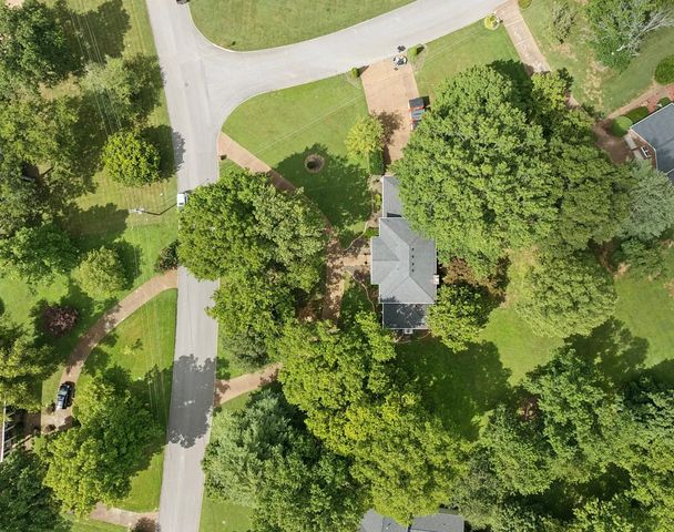 1415 Devens Dr, Brentwood, TN 37027