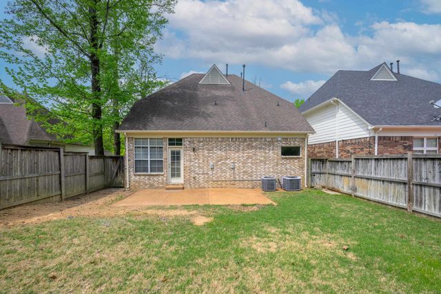 1830 SPEYBURN CV, Cordova, TN 38016