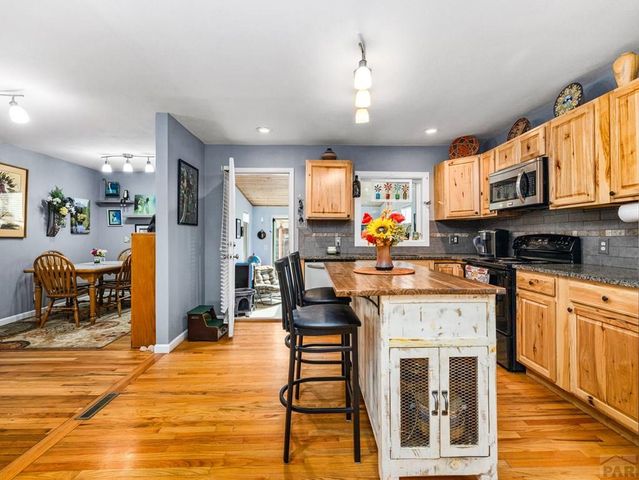 3016 Nuckolls Ave, Pueblo, CO 81004