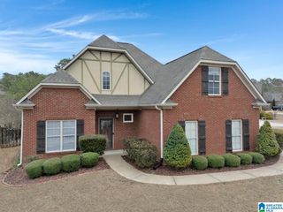 401 RIVER OAKS LANE, Helena, AL 35080
