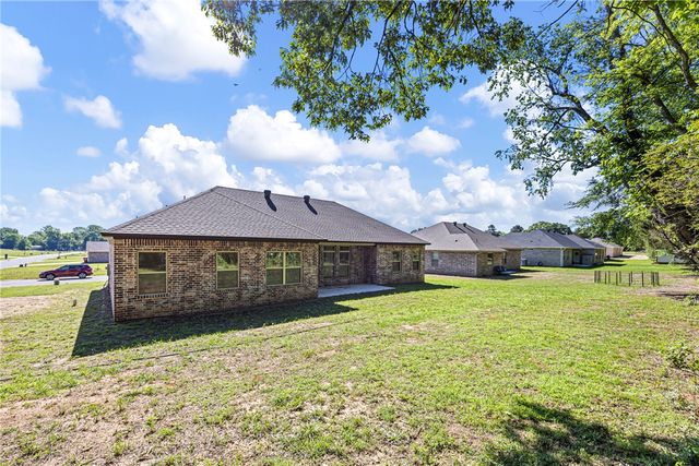 111 Nebo Heights Way, Dardanelle, AR 72834