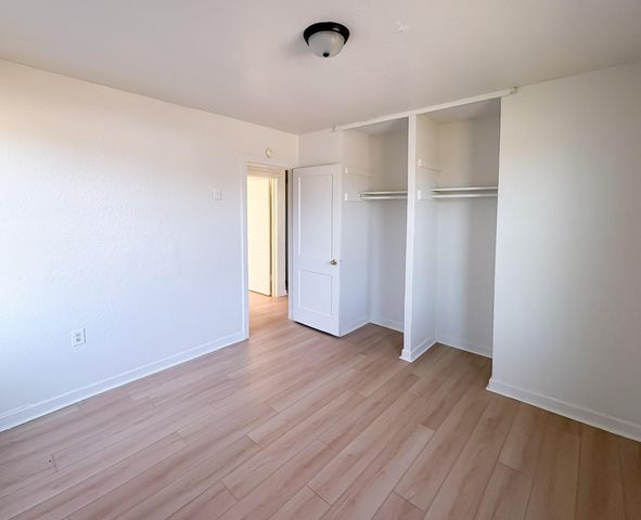 1207 W 9th Street, Freeport, TX 77541