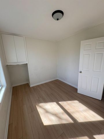 1207 W 9th Street, Freeport, TX 77541