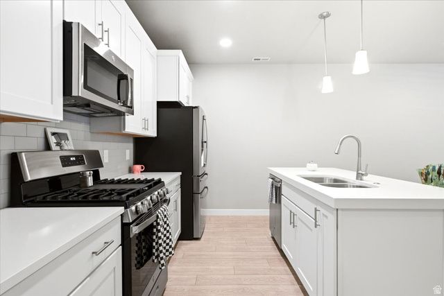 11123 S KESTREL RISE RD, South Jordan, UT 84009