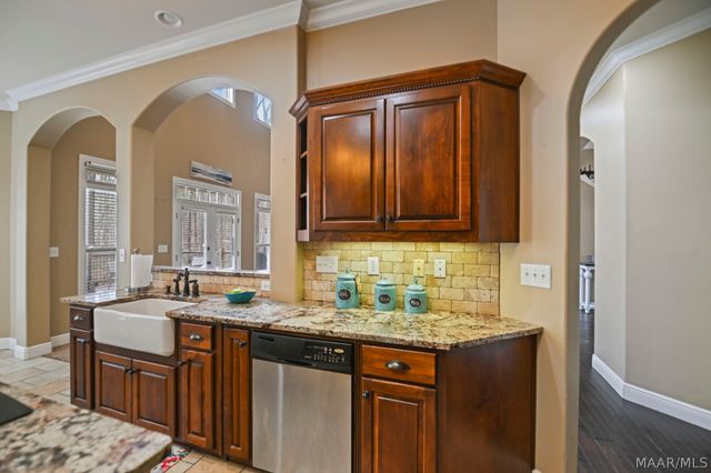 241 Jasmine Ridge Road, Wetumpka, AL 36093