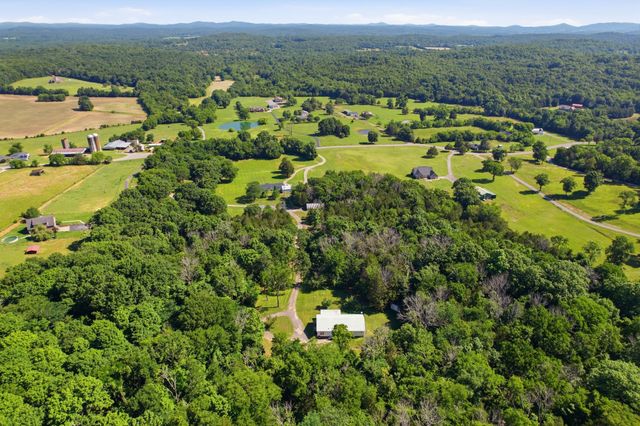 1021B Jordan Rd, Lascassas, TN 37085