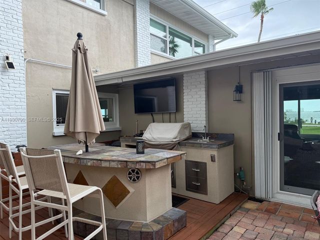 13549 S Indian River Dr, Jensen Beach, FL 34957