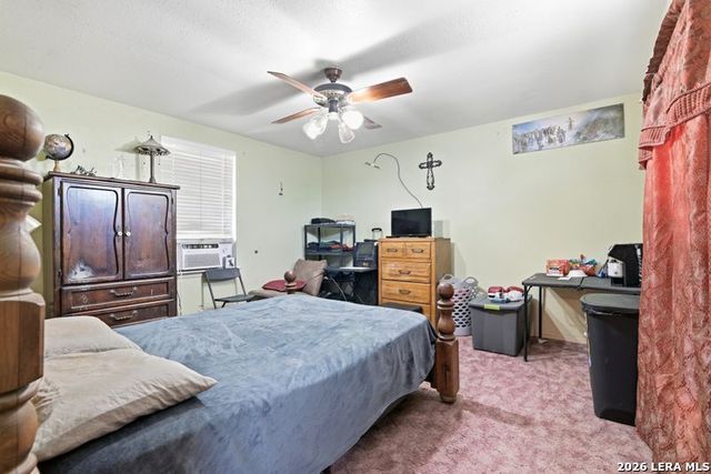 1366 W VILLARET BLVD, San Antonio, TX 78224