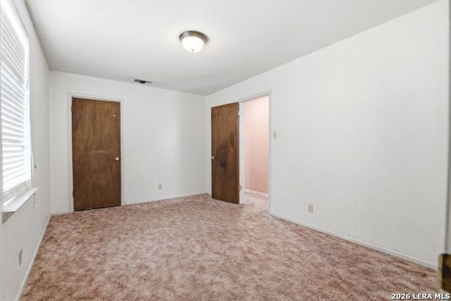 1366 W VILLARET BLVD, San Antonio, TX 78224