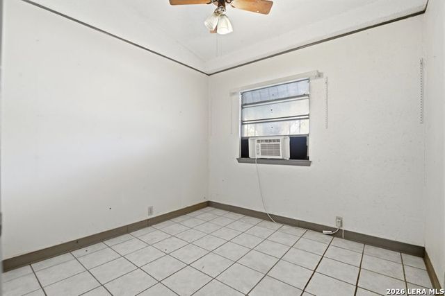 1366 W VILLARET BLVD, San Antonio, TX 78224