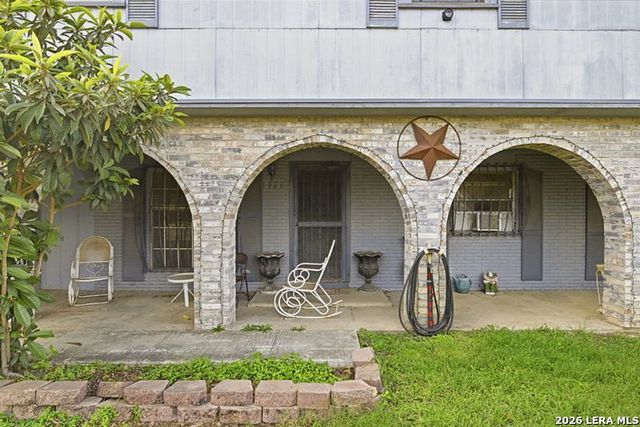 1366 W VILLARET BLVD, San Antonio, TX 78224