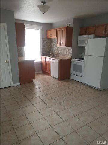 5530 Louisiana Avenue, St Louis, MO 63111