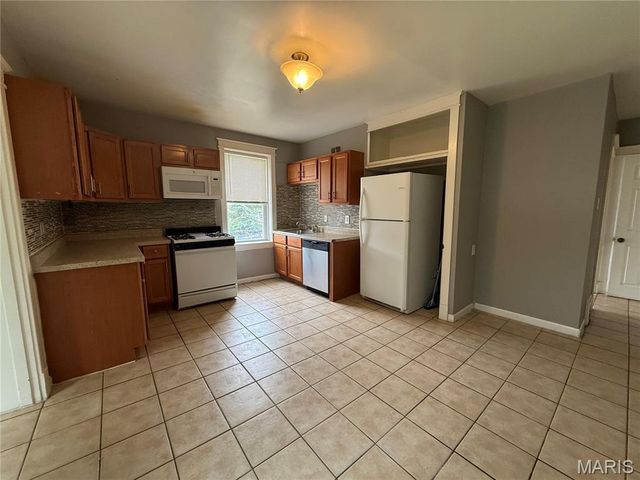 5530 Louisiana Avenue, St Louis, MO 63111