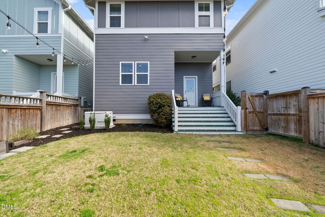 145 Meadows Edge Drive, Chapel Hill, NC 27516