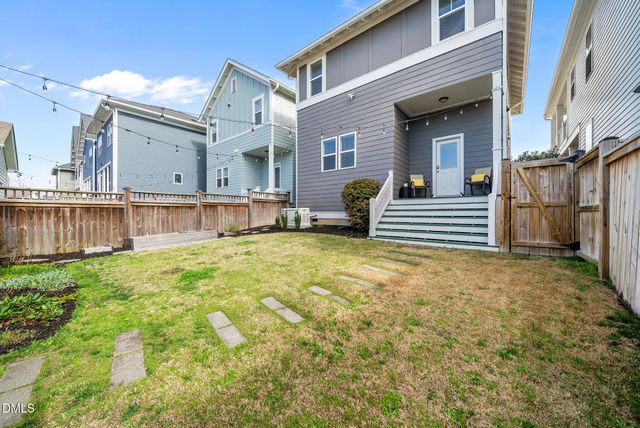 145 Meadows Edge Drive, Chapel Hill, NC 27516