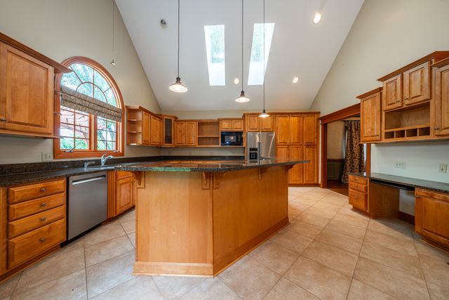 2940 Stonewall Drive 2940 Stonewall Drive, Beavercreek, OH 45434