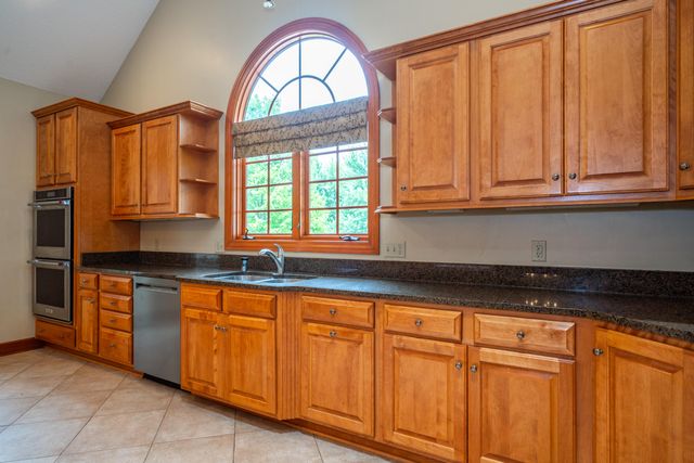 2940 Stonewall Drive 2940 Stonewall Drive, Beavercreek, OH 45434