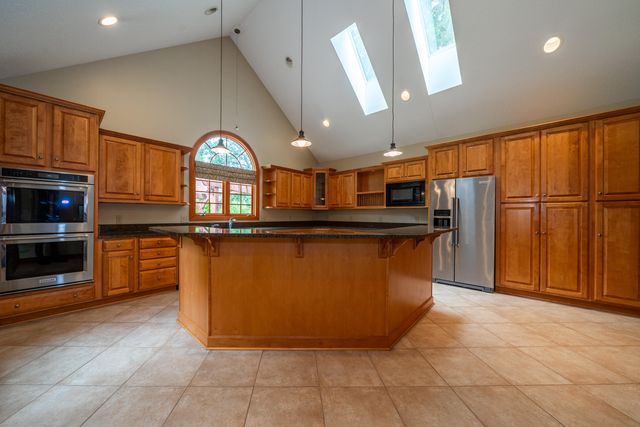 2940 Stonewall Drive 2940 Stonewall Drive, Beavercreek, OH 45434
