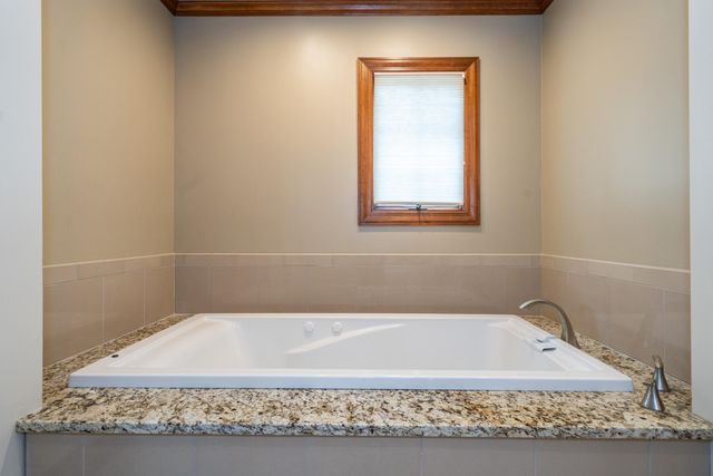 2940 Stonewall Drive 2940 Stonewall Drive, Beavercreek, OH 45434
