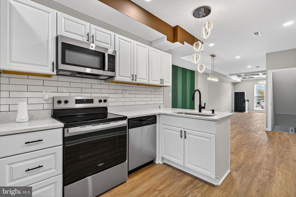 Image 1 of property listing at 1912 DIVISION ST, Baltimore, MD 21217