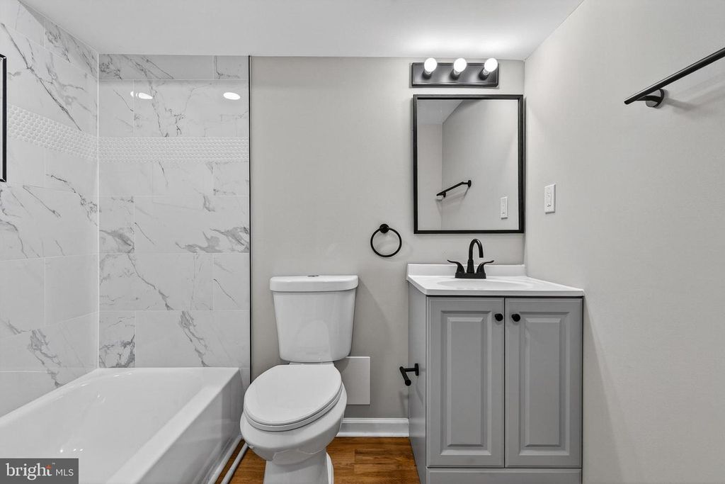 Image 22 of property listing at 1912 DIVISION ST, Baltimore, MD 21217