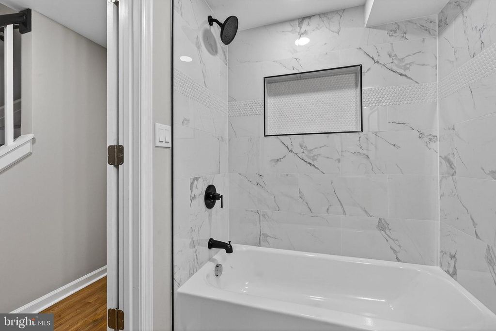 Image 23 of property listing at 1912 DIVISION ST, Baltimore, MD 21217