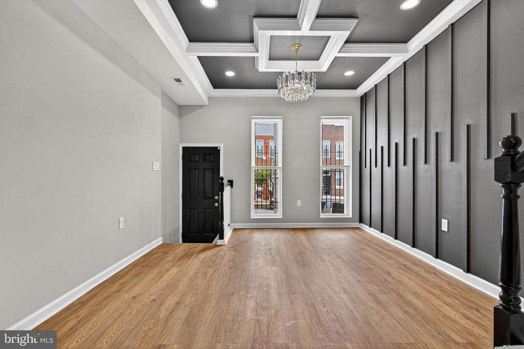Image 7 of property listing at 1912 DIVISION ST, Baltimore, MD 21217