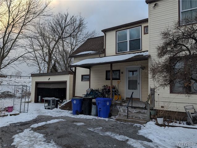 30 Dwyer Street, West Seneca, NY 14224