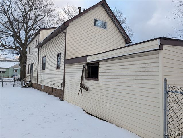 30 Dwyer Street, West Seneca, NY 14224