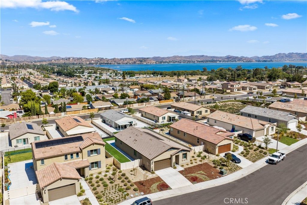 15220 Dawning Court, Lake Elsinore, CA 92530 — photo 4