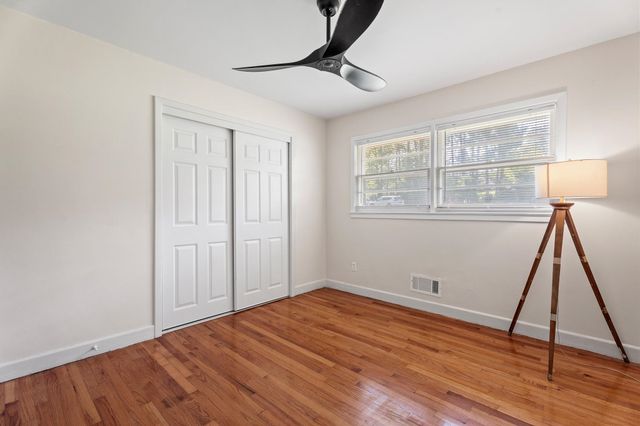 220 Holly Drive, Spartanburg, SC 29301