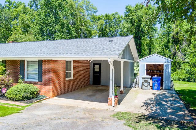 220 Holly Drive, Spartanburg, SC 29301