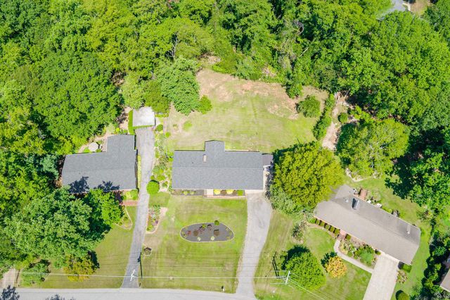 220 Holly Drive, Spartanburg, SC 29301