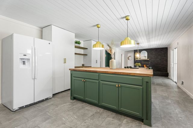 220 Holly Drive, Spartanburg, SC 29301