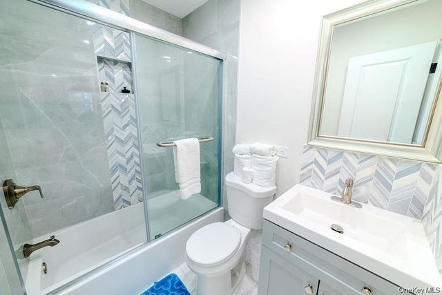 327 Mundy Lane, Mount Vernon, NY 10550